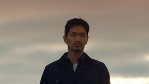 Voice 3×16: Kaneki está embarcando clandestinamente para o Japão.