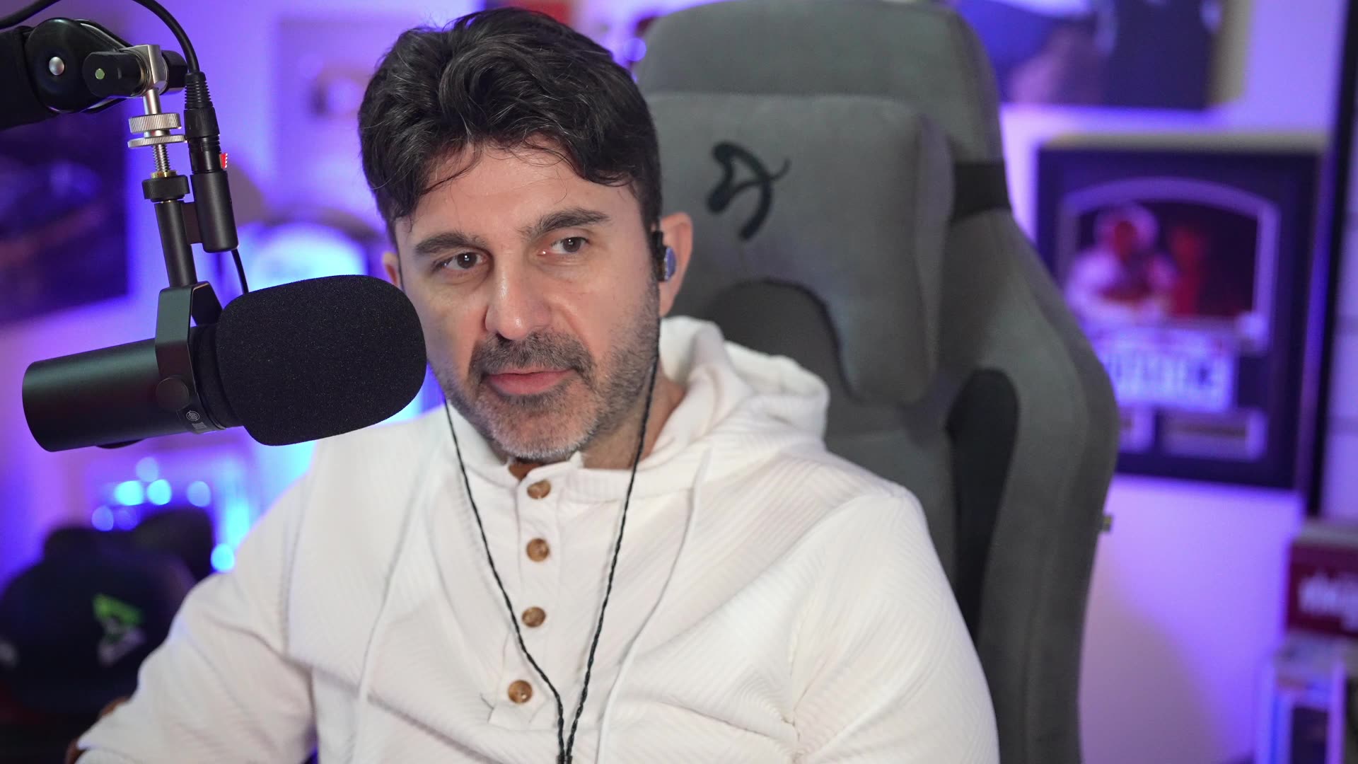 JJBA Part 6 Ep 5 Full Reaction - SPkVz.gaa