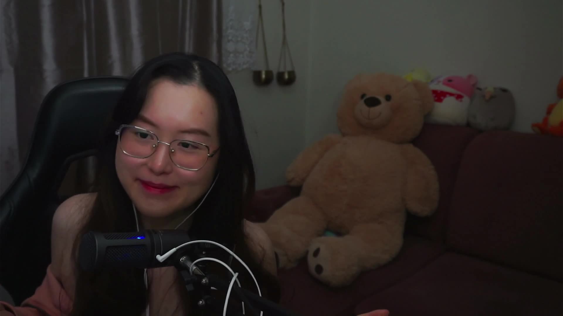 Angel N3xt D00r Spoils Me - S1 EP1 Full Reaction - YM0Yz.gaa